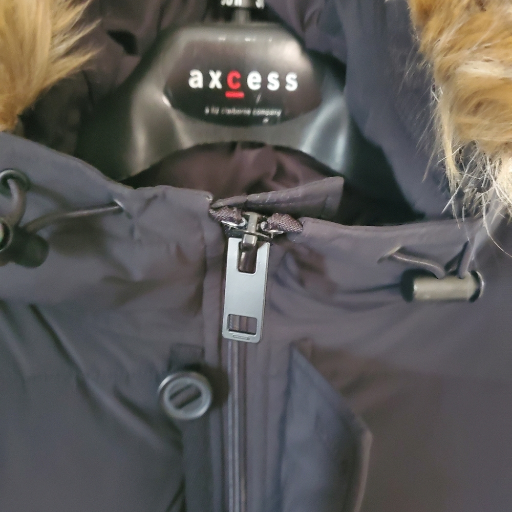 PARKA - Picture 7 of 14